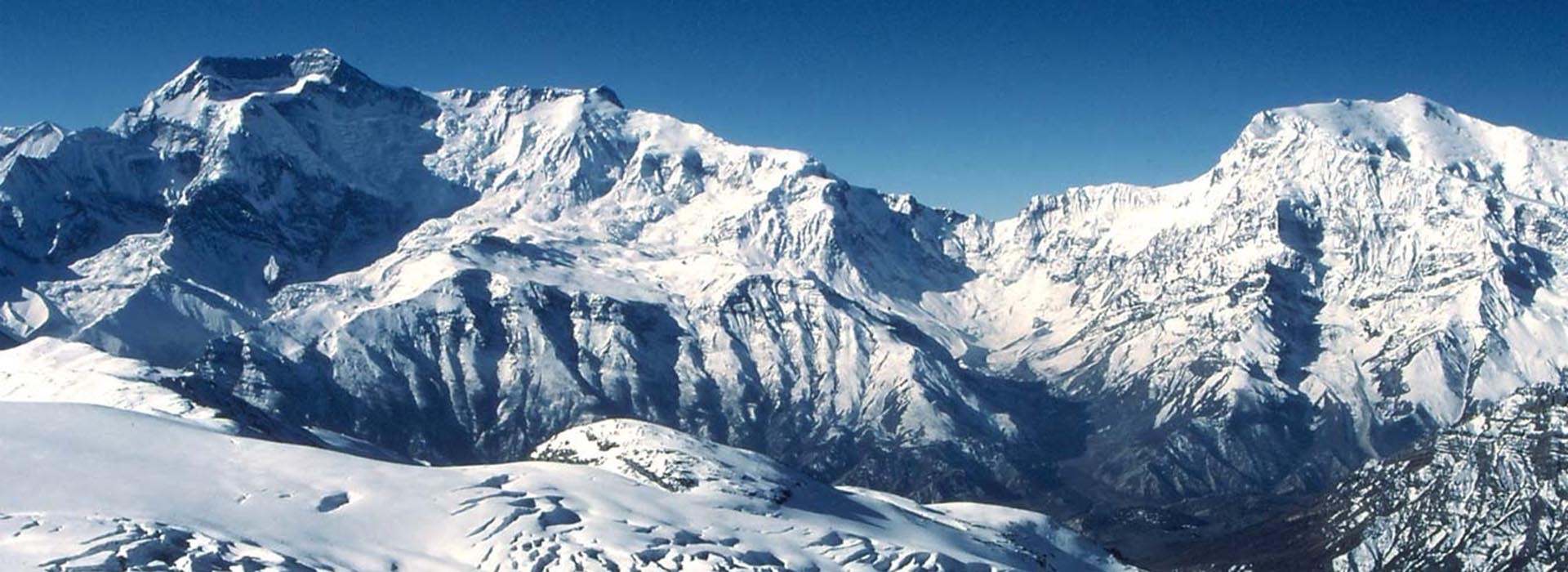 Mount-chulu-peak-climbing