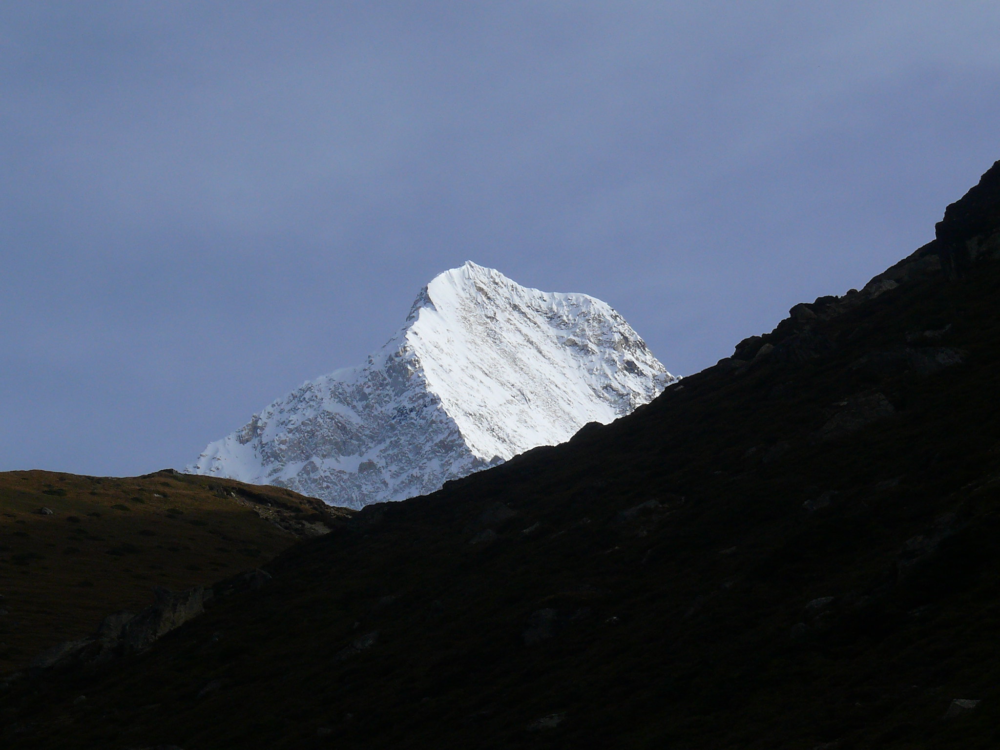 Makalu Base Camp Trek Difficulty