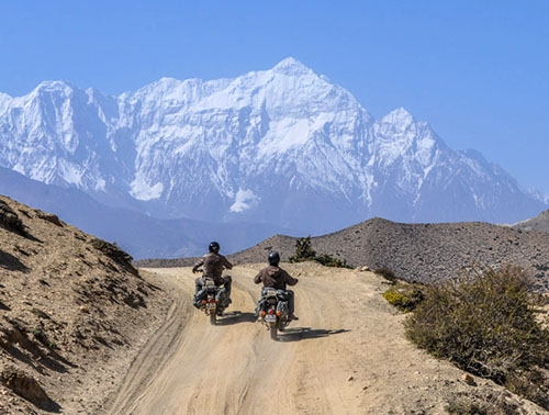 Kathmandu-manang-motorcycle-tour