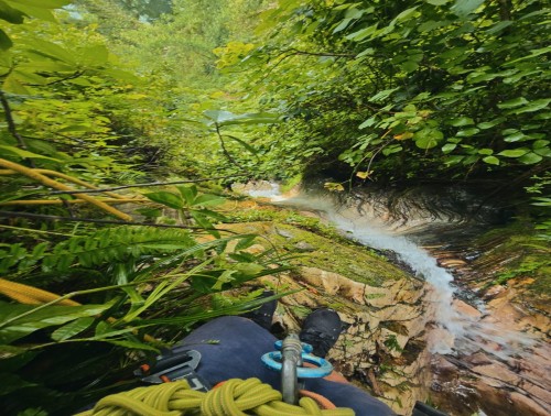 pokhara-canyoning-lwang-ghalel-nepal.jpg